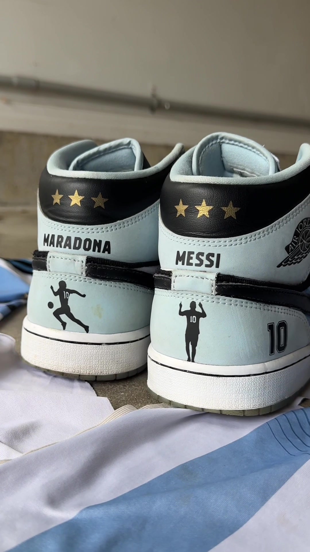 @With An H Shoe Customization