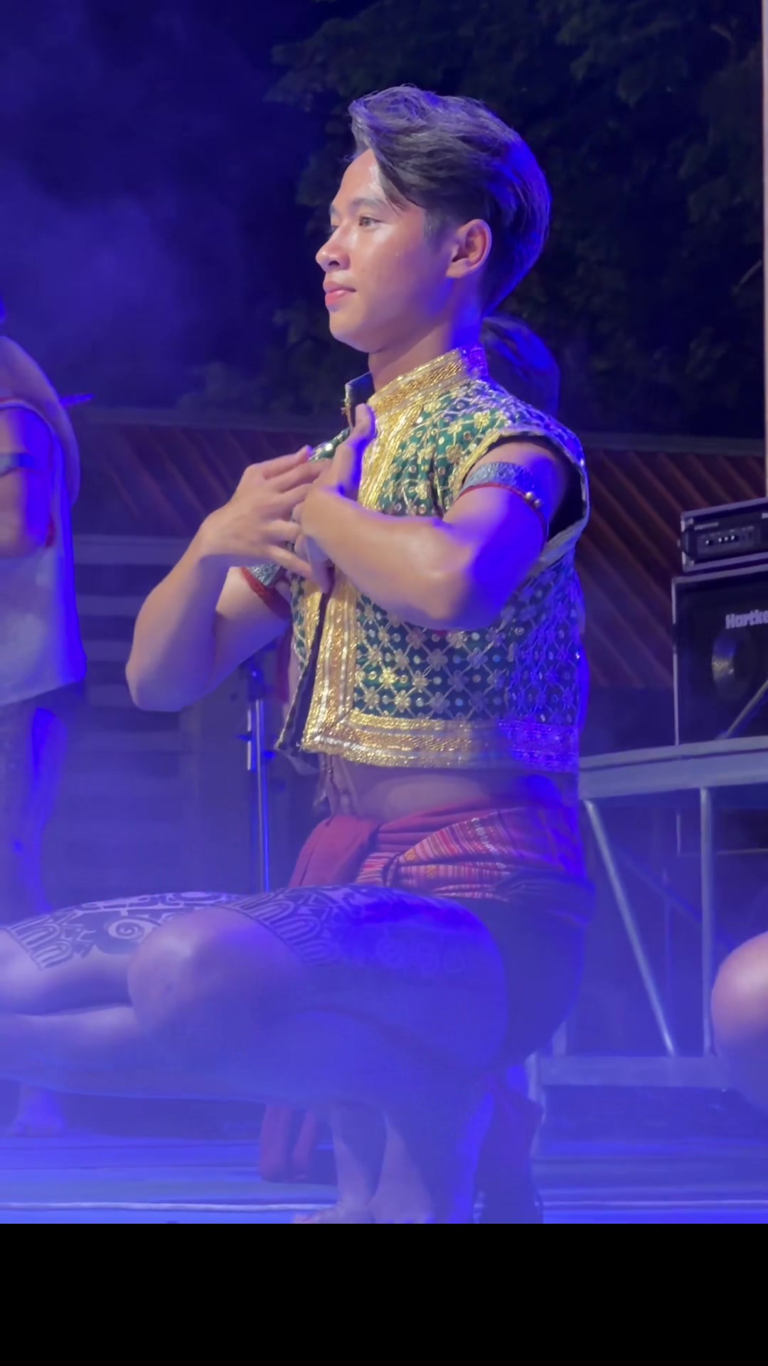 @นาคเล่นน้ำ