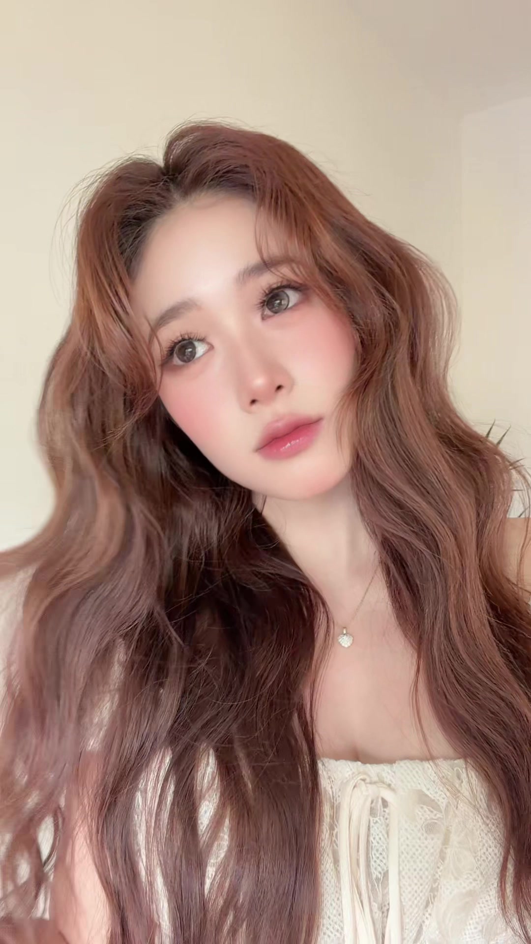 @Blingngoc (Phạm B&iacute;ch Ngọc)