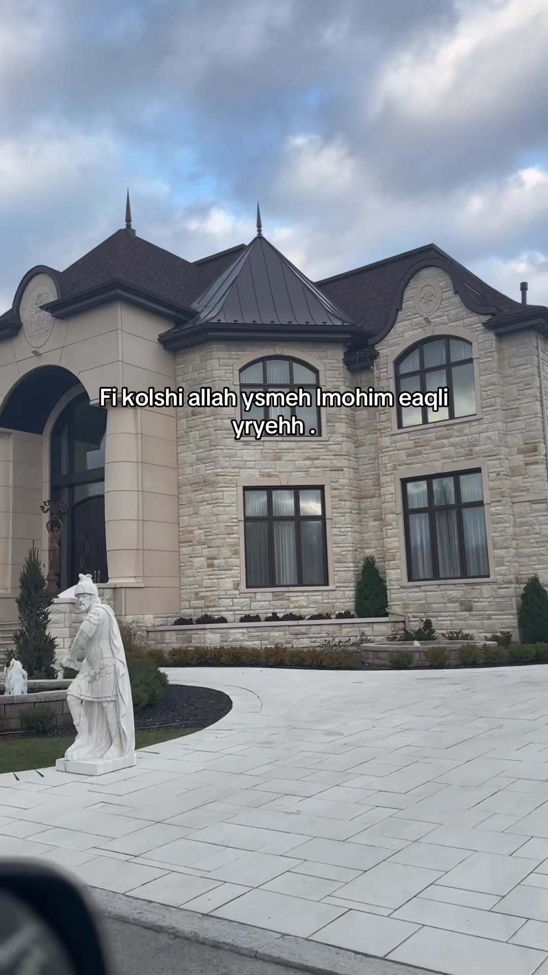 @Gülüm🥀