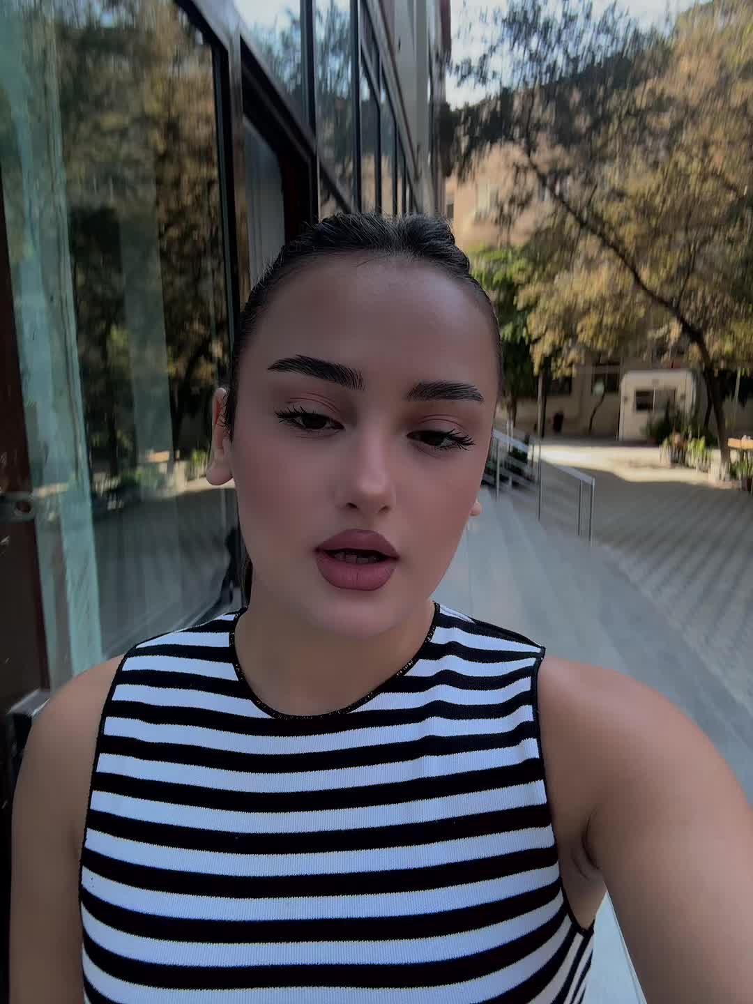 @ayssi