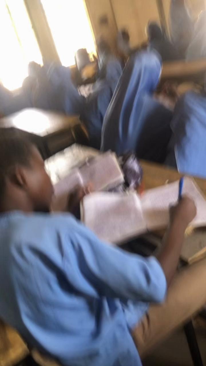 @𝓜𝓲𝓴𝓪𝓜𝓸𝓿𝓮𝓼⚡️