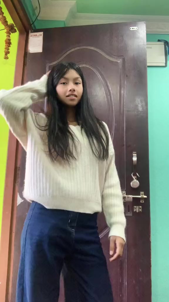 @Pratikshya👻