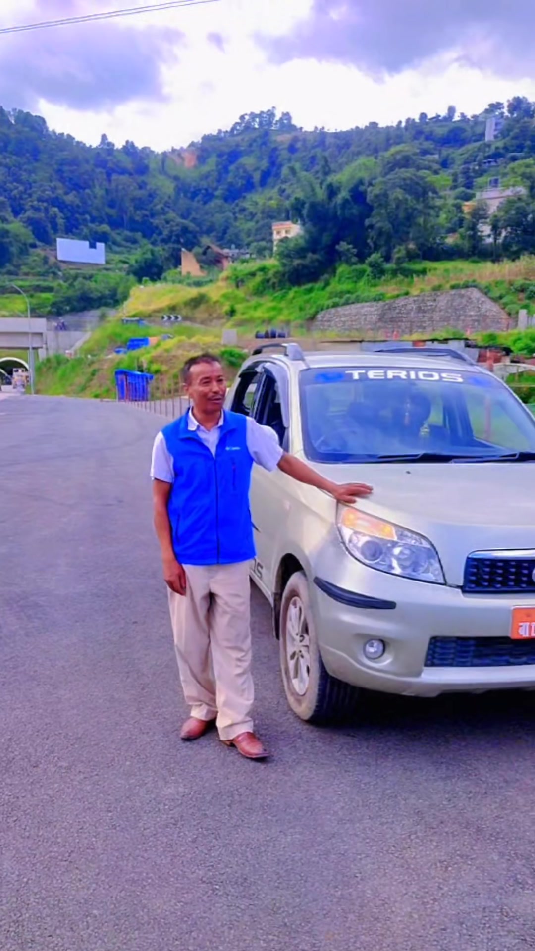 @भक्तलाल श्रेष्ठ