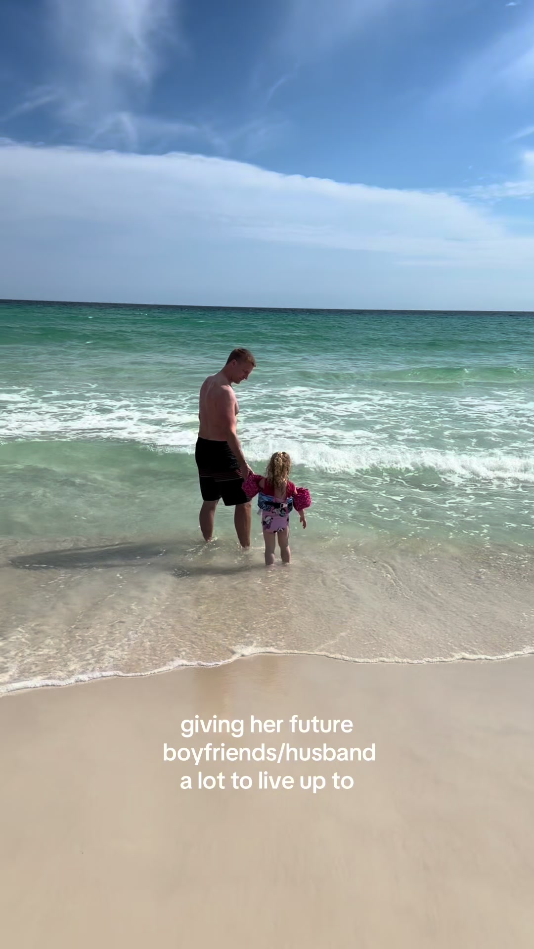 @Alyssa Wallenfang | Girl Mom