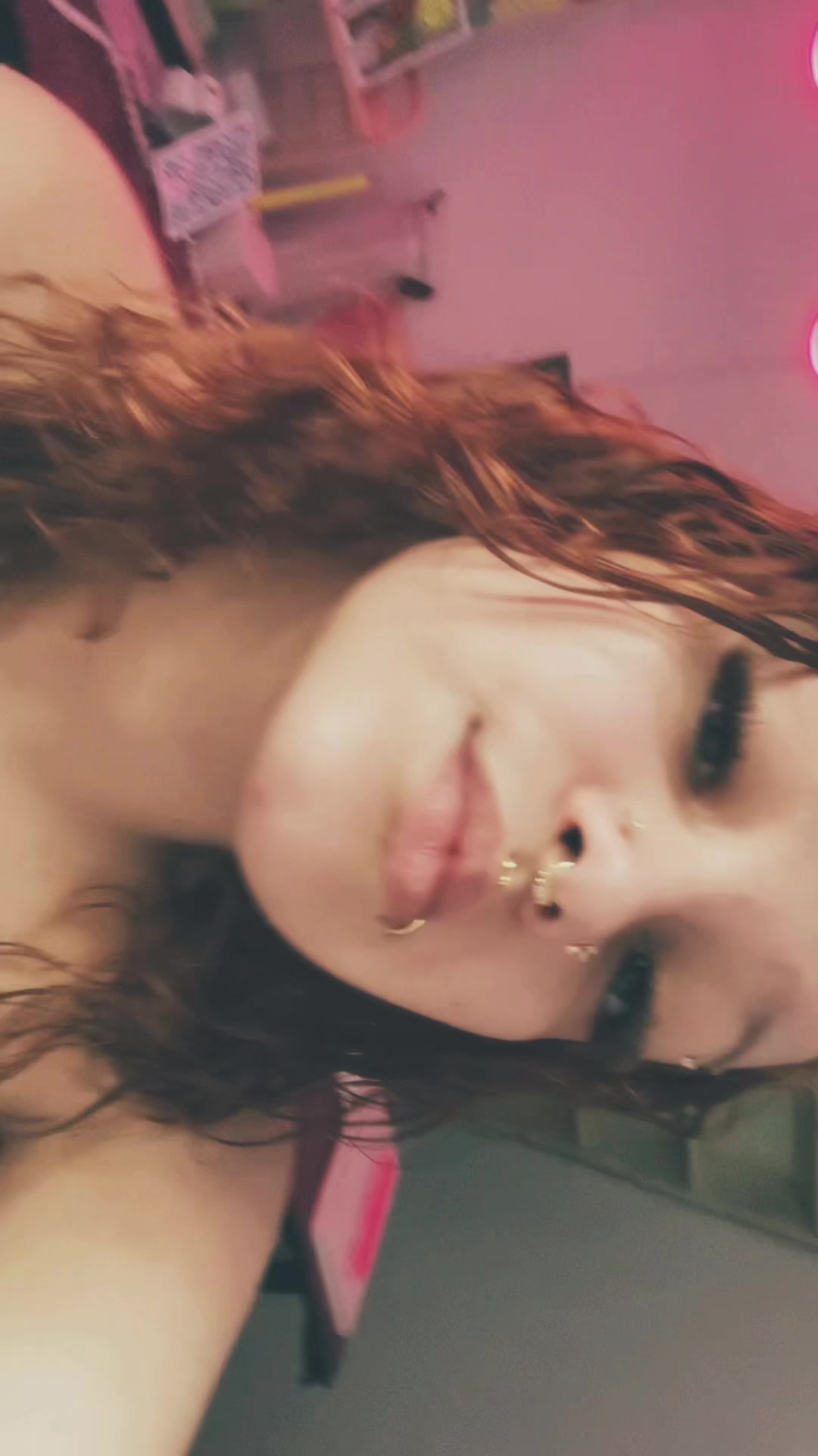 @Analu ✧