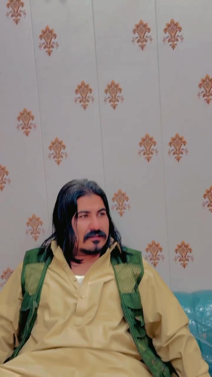 @لیوا نائی ملنگ 💔✌️