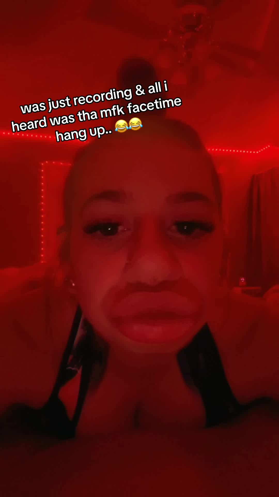 @👻.