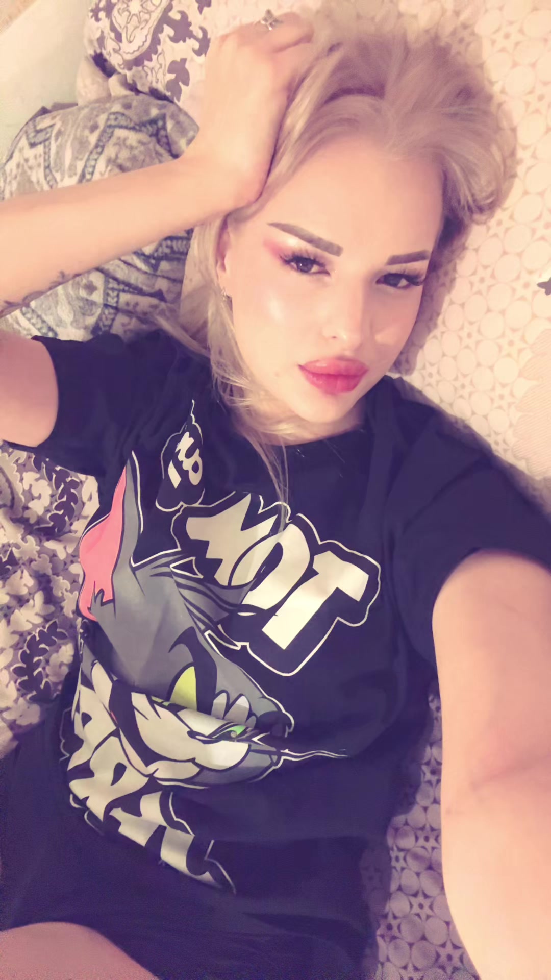 @karina_bloom_