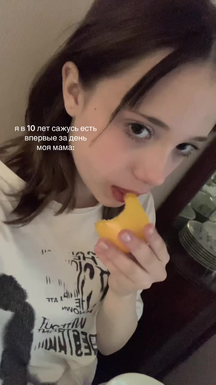 @???