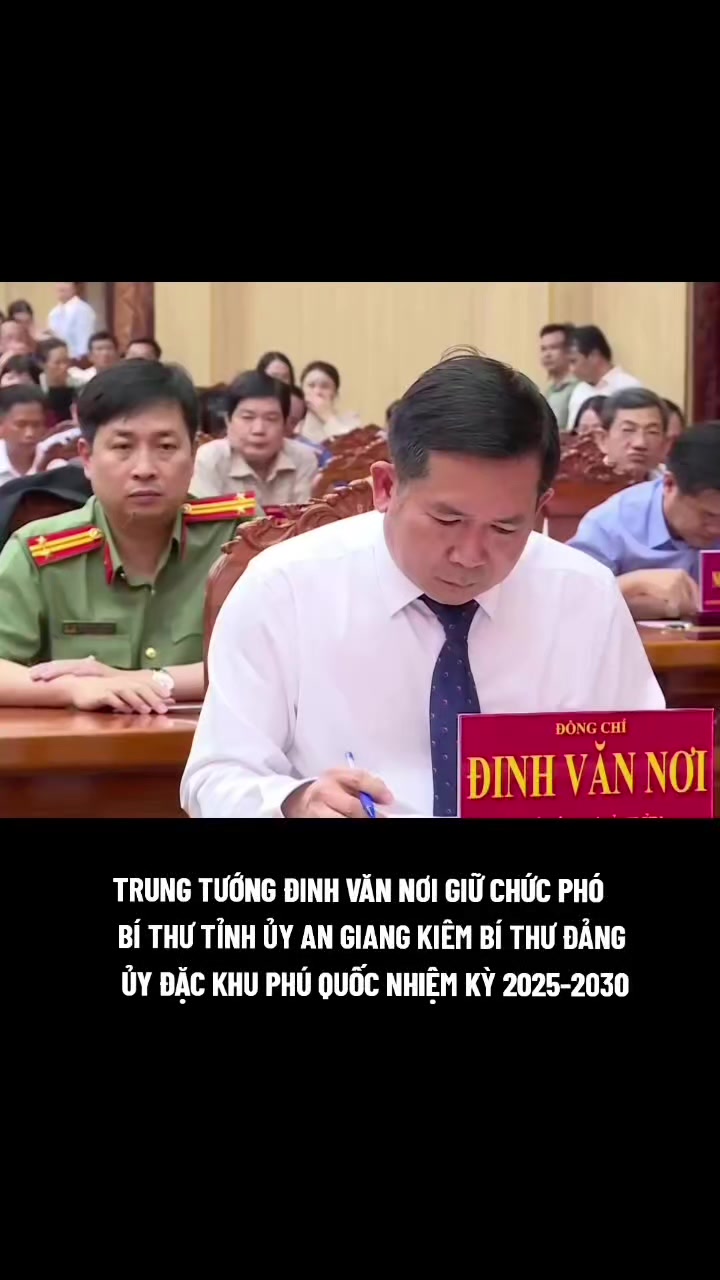 @Tiểu Sử