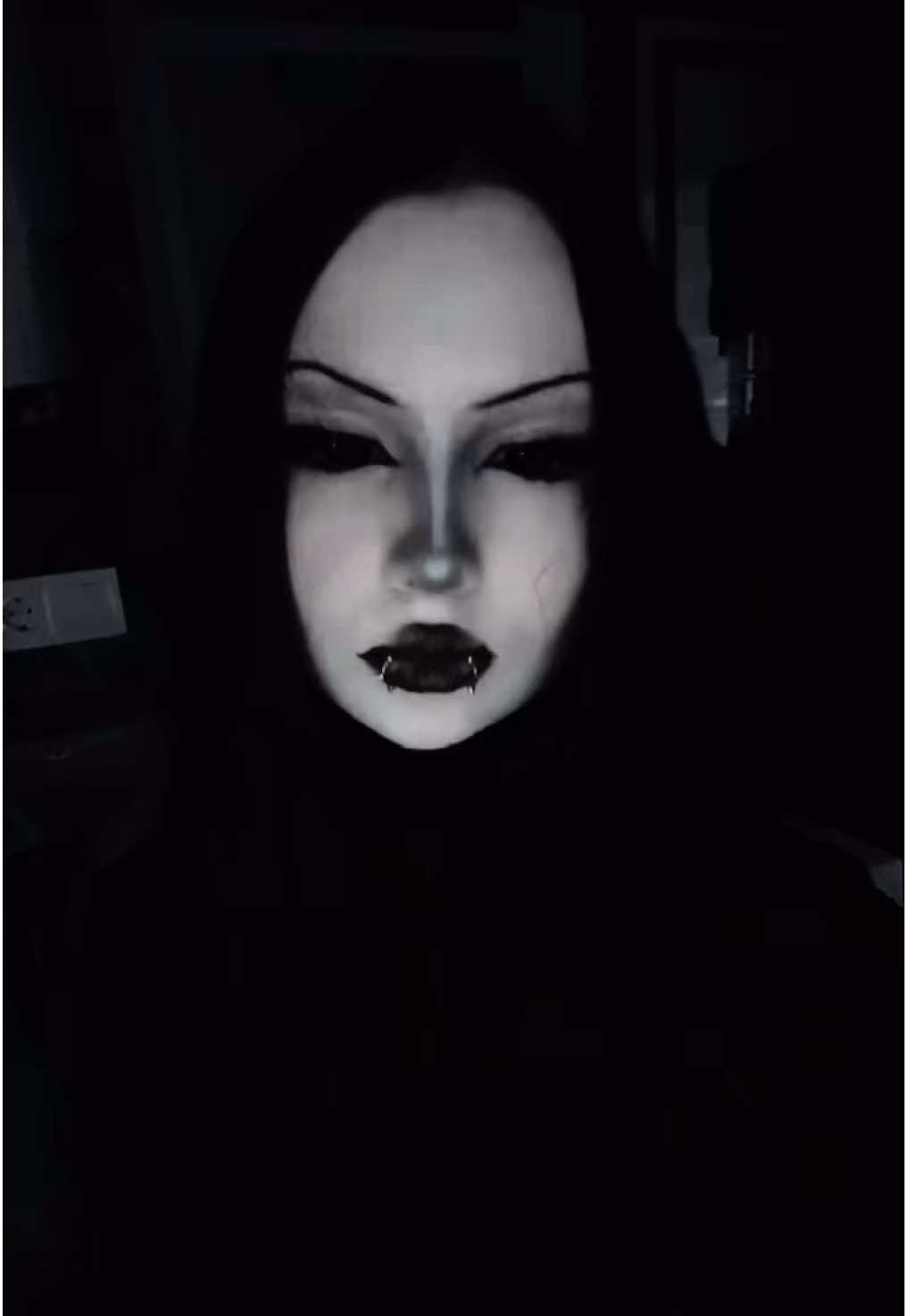@𝖁𝖎𝖛𝖎𝖊𝖓