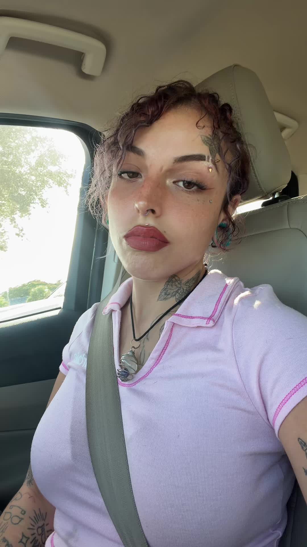 @Kiara