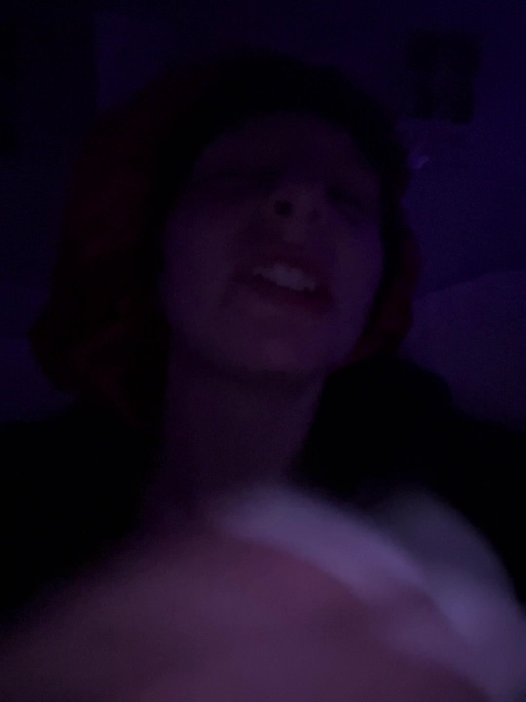 @🎧