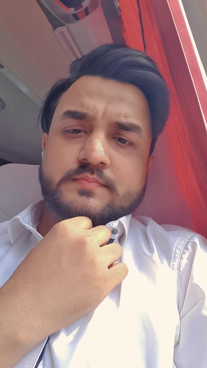 @𝑫𝒂𝒏𝒊𝒊 𝑩𝒉𝒂𝒊(pan_wala)
