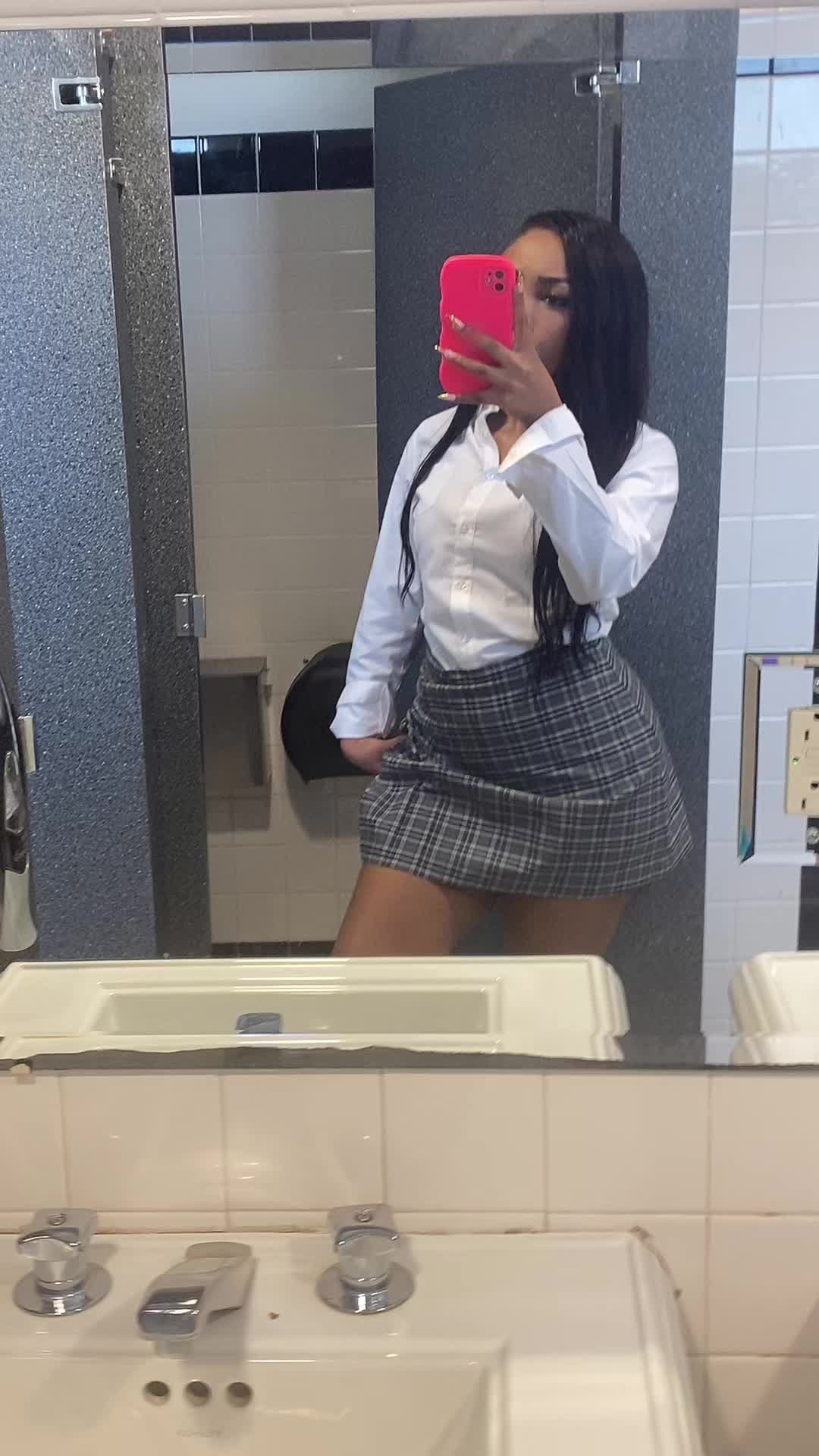 @4evamscbfw