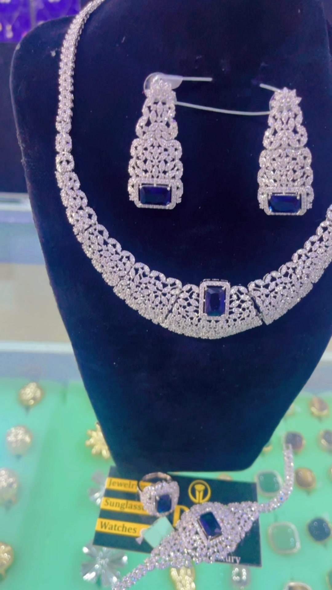 @DNE Jewelry Outlet