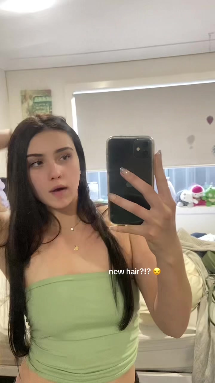 @Ella