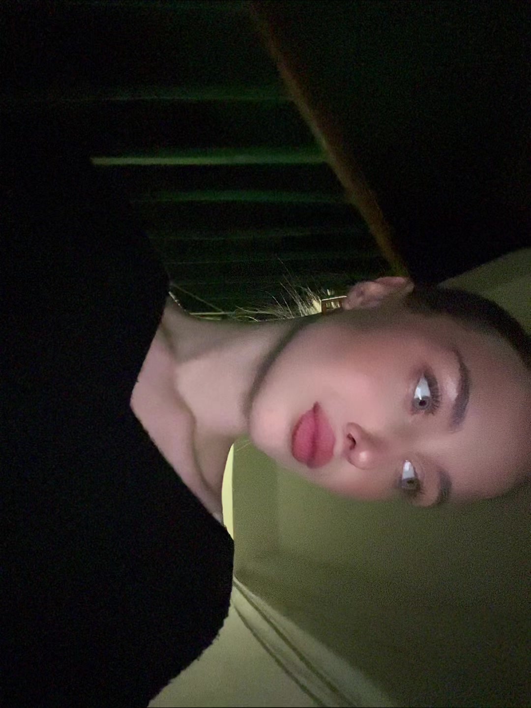 @vikusik)