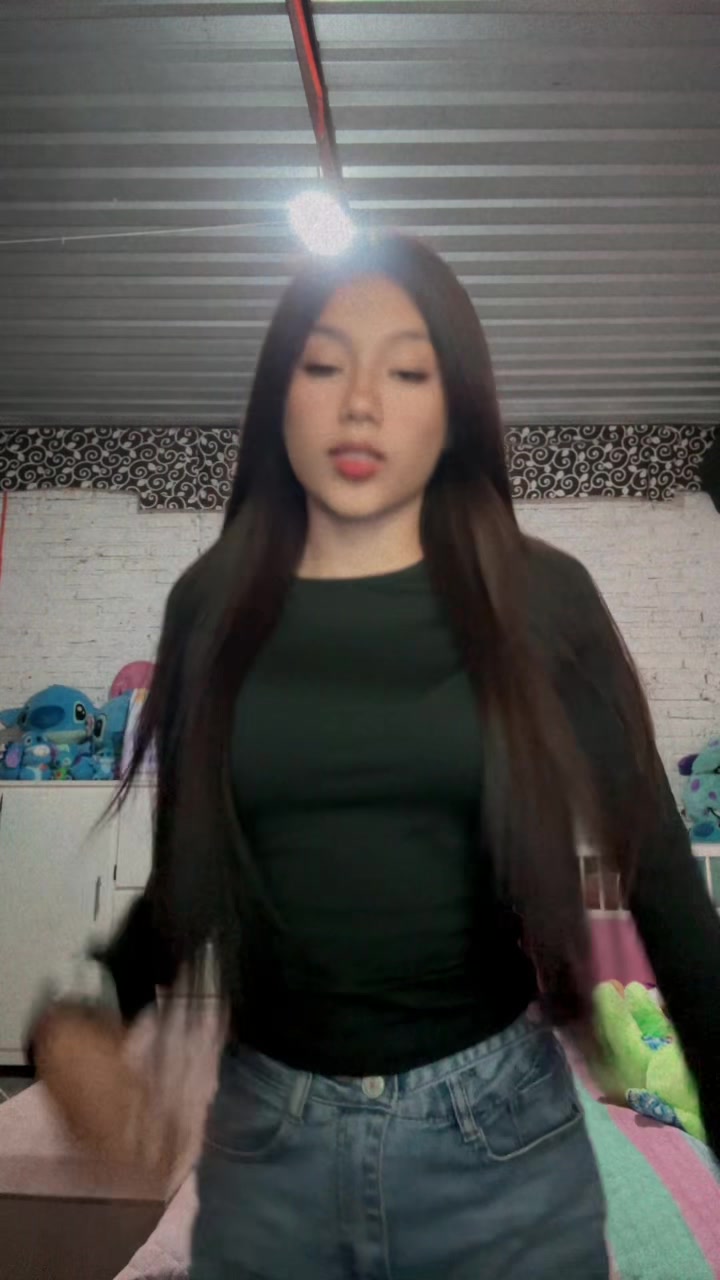 @Valeska🕷️