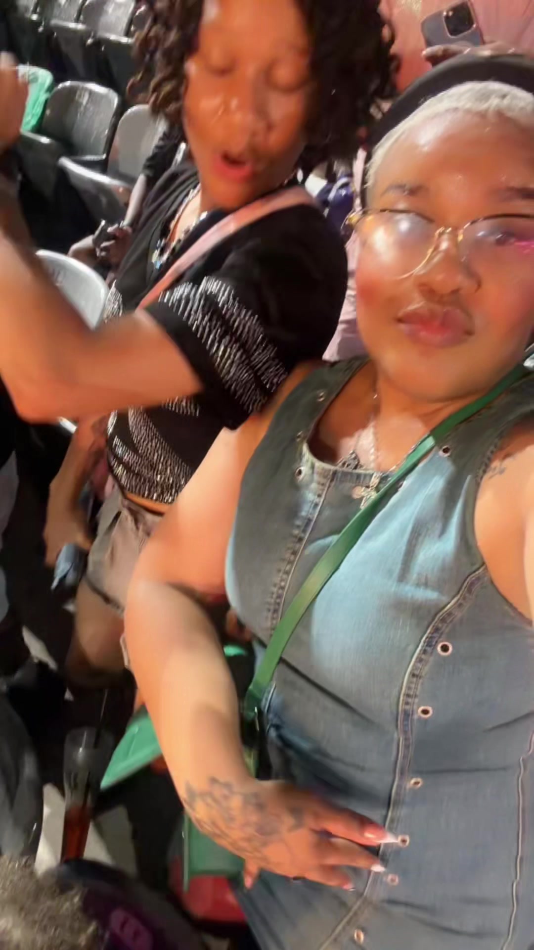 @TiaraShanelle
