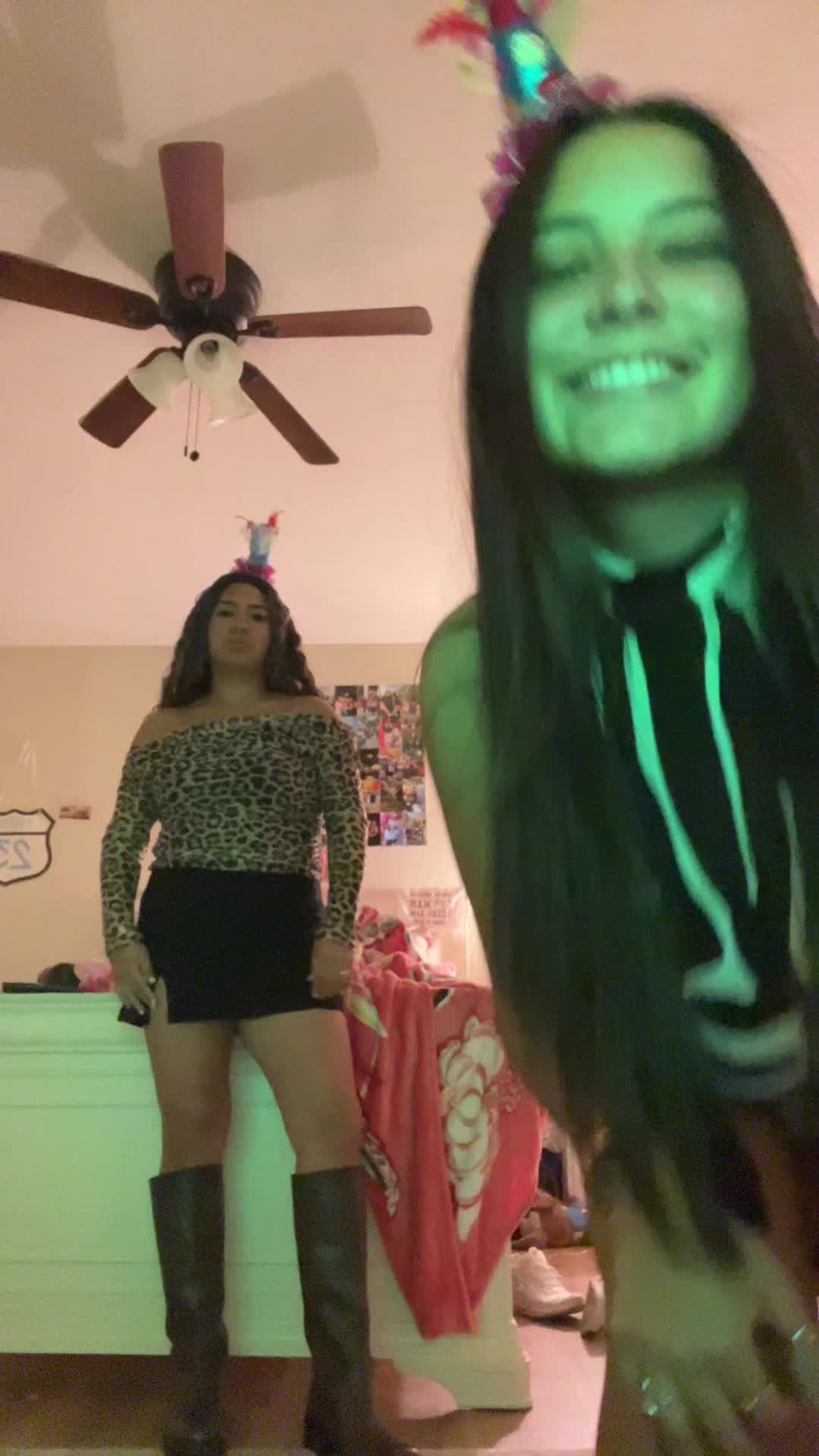 @carissacardd