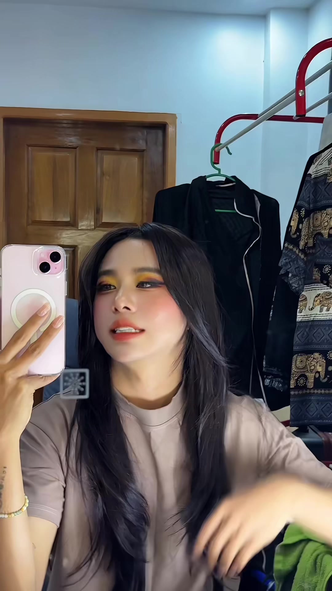 @takhit261