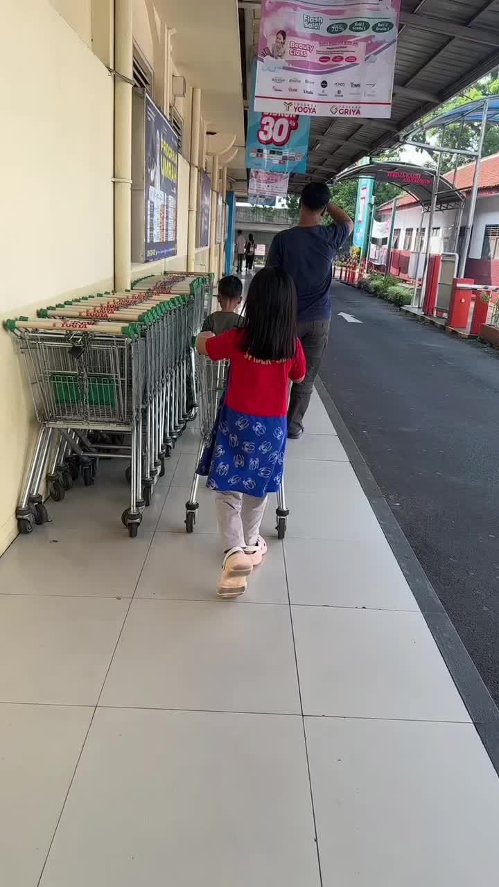 @Putri Aulia Fajar