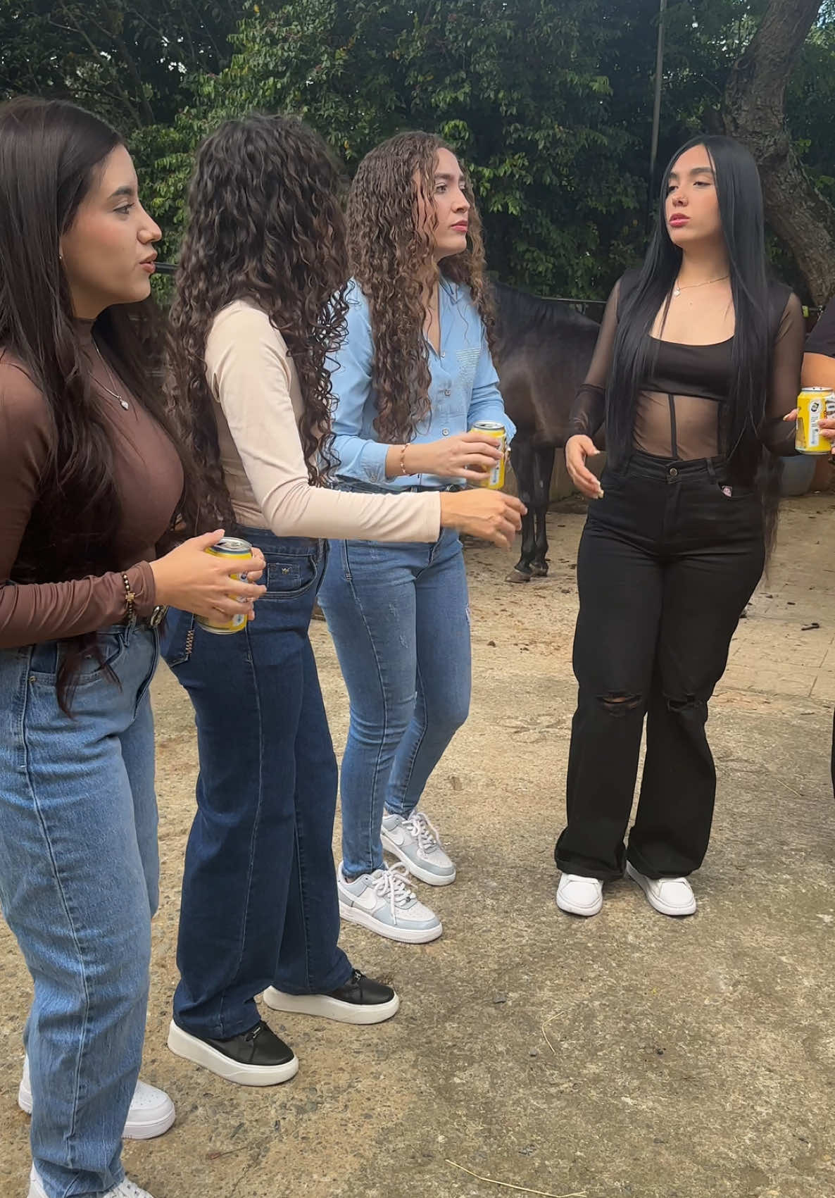 @lashernandezoficial
