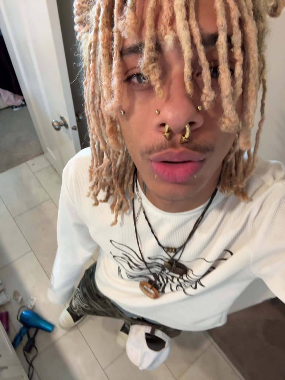 @𖣂♱AK𖣂♰