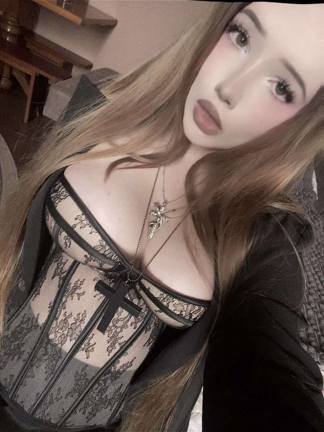 @li_n.u_sia
