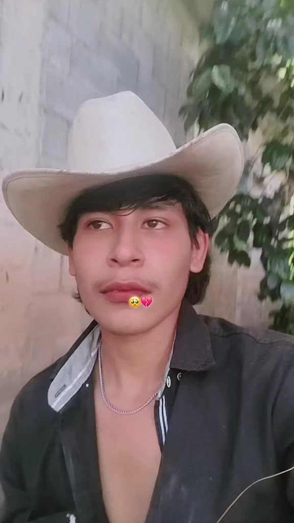 @👨tio sebas 😠