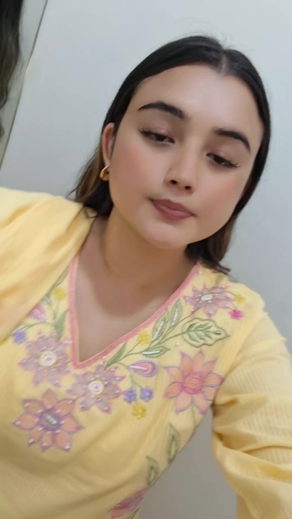 @Ruja🦋🖤