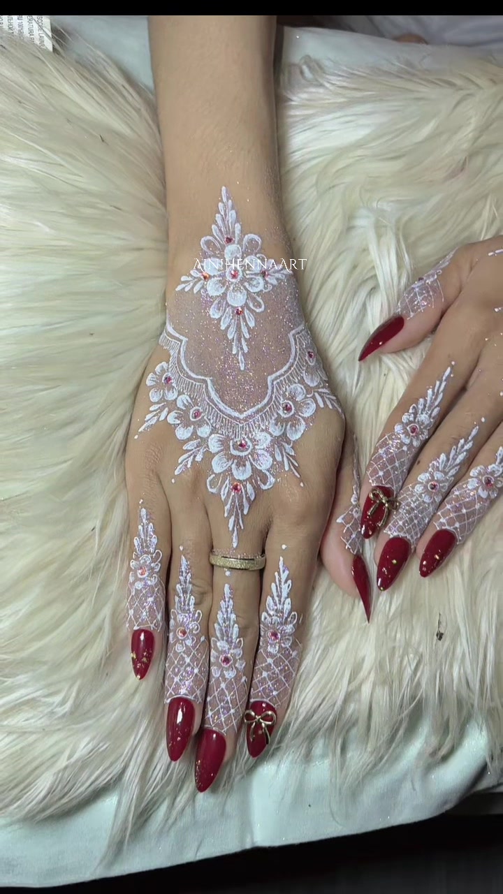 @Aini Henna