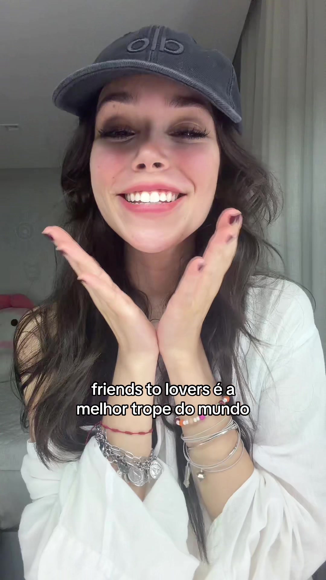 @Cat Dantas