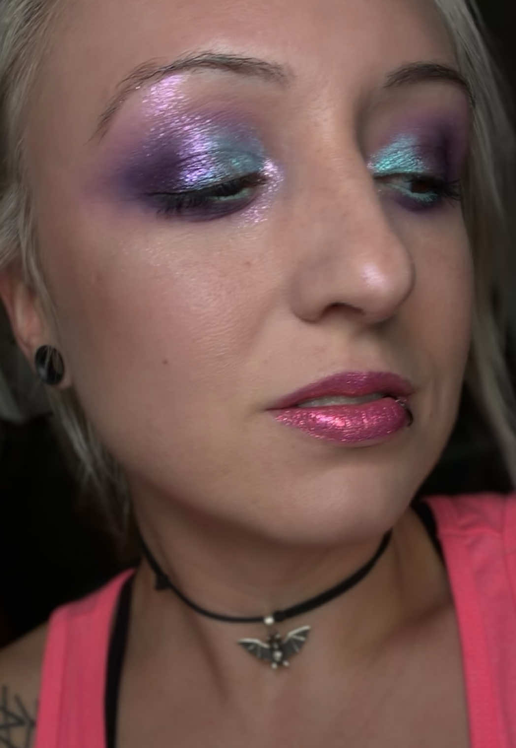 @Mika ✨ plays with makeup ✨