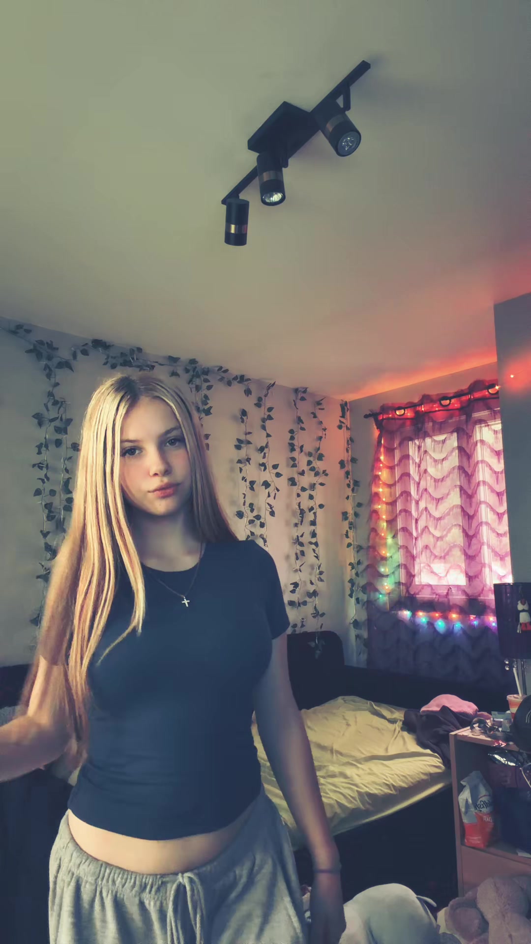 @kiki