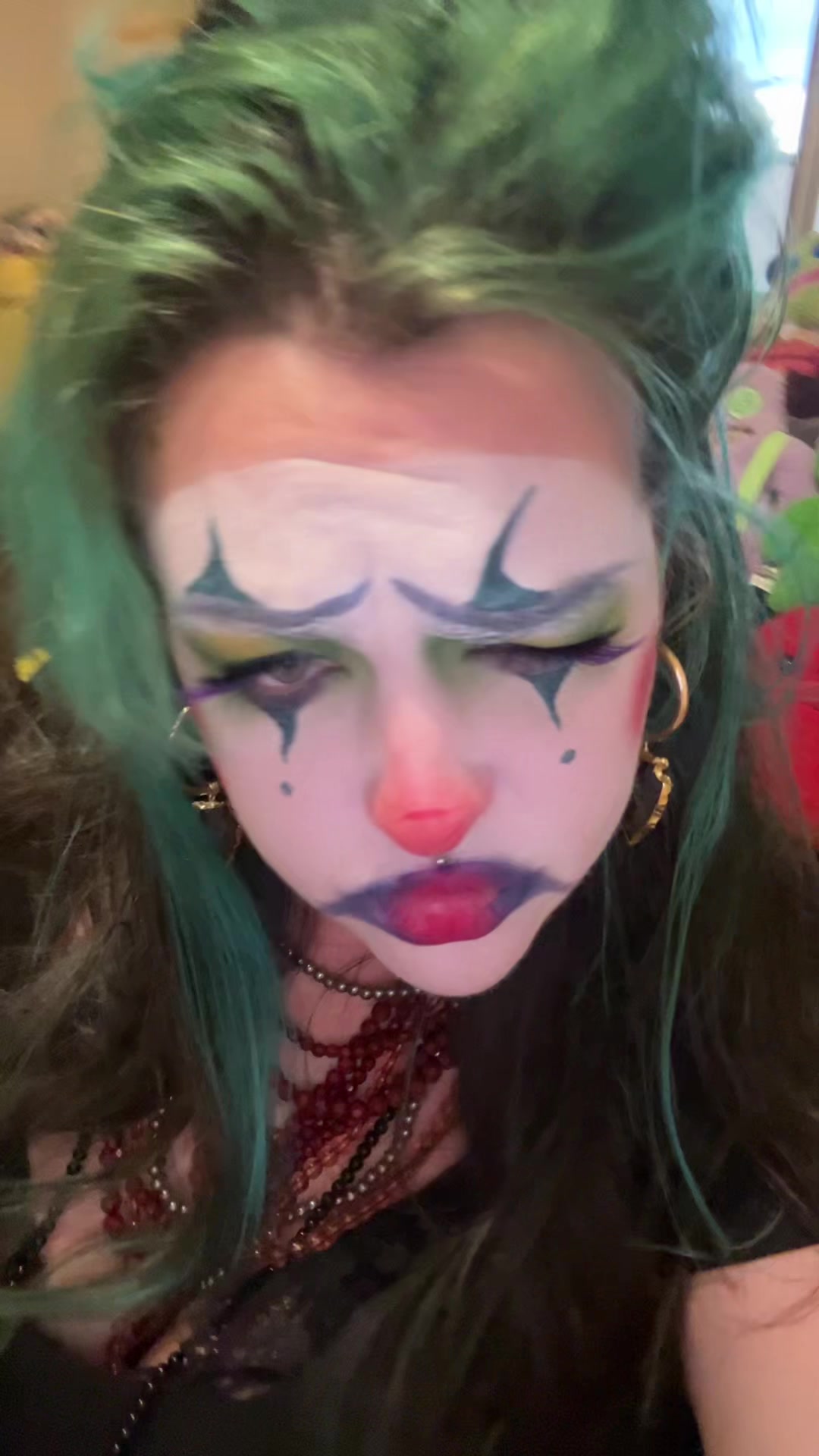 @froggoth_