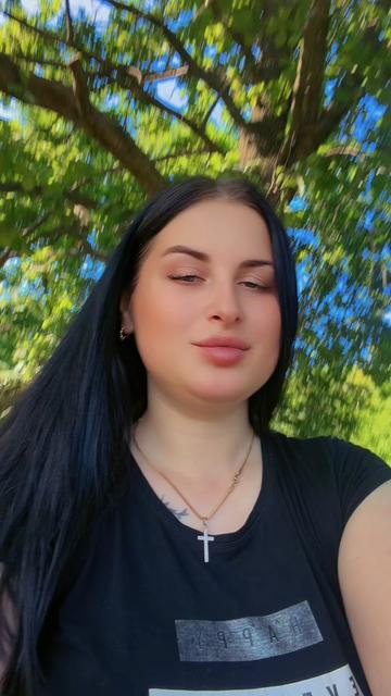 @𝒟𝒾𝒶𝓃𝒶 𝒢𝒾𝓇𝓁 🦋