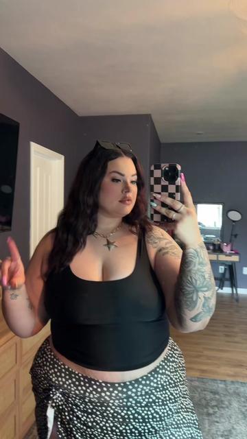 @Jessica Lynn🍒