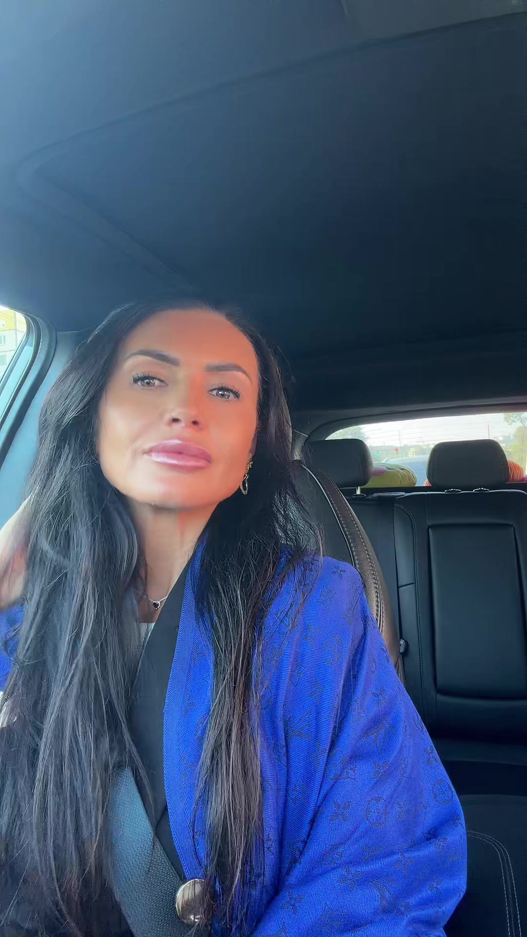 @Viorica