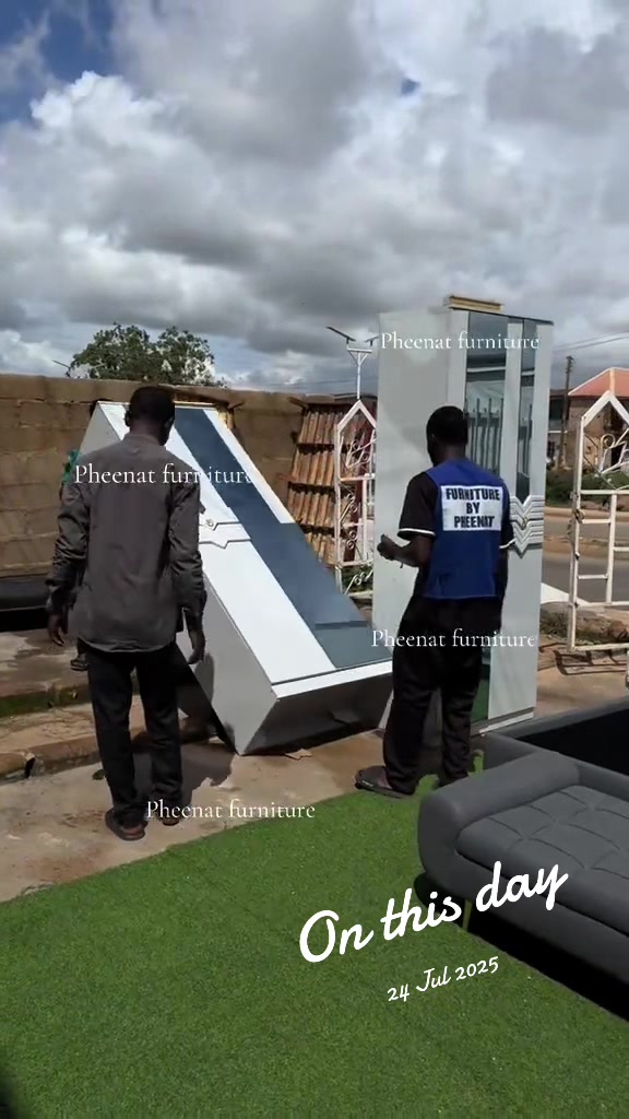 @furniture by pheenat jos