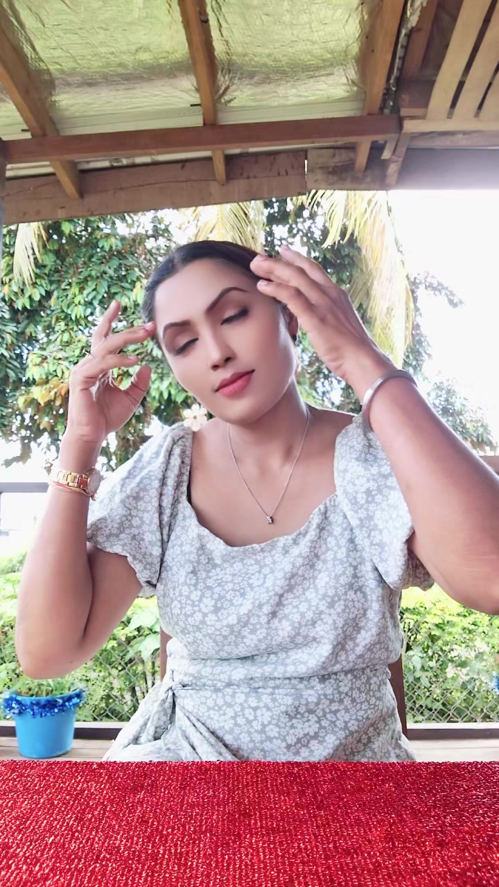 @Ayesha ASHRO 💖 💖 💖 💖