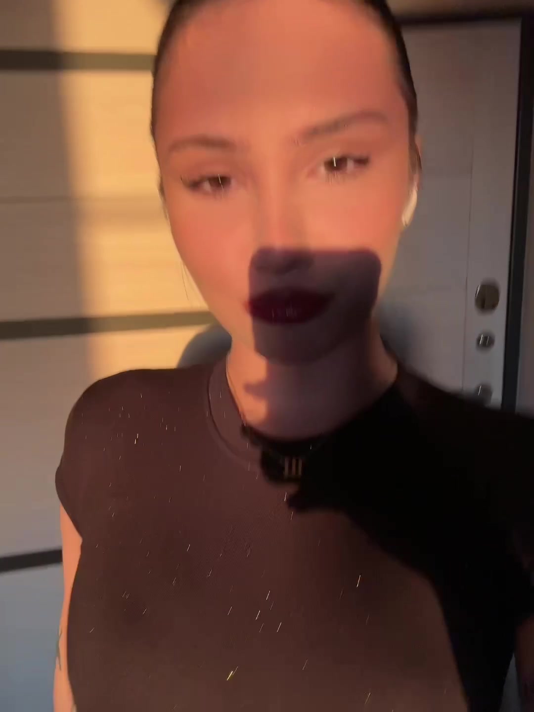 @натутя