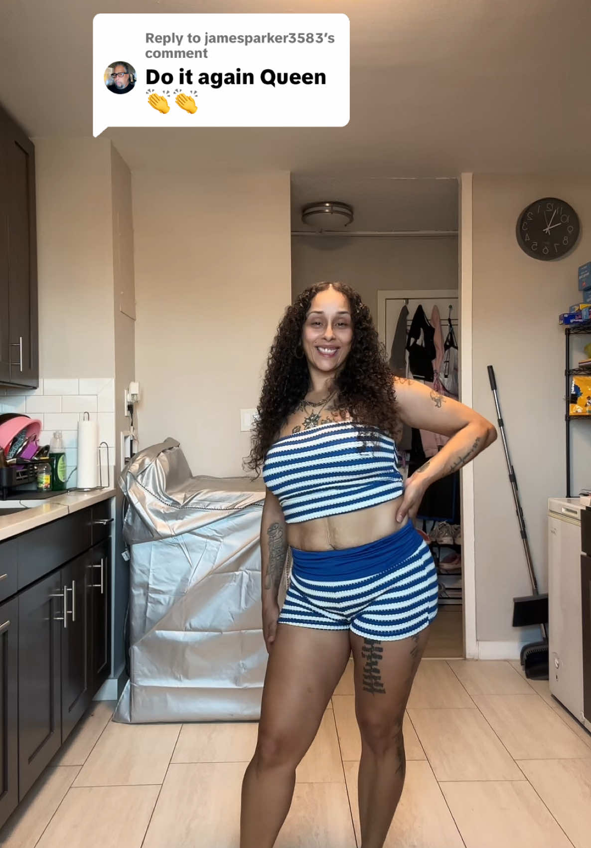 @momof4
