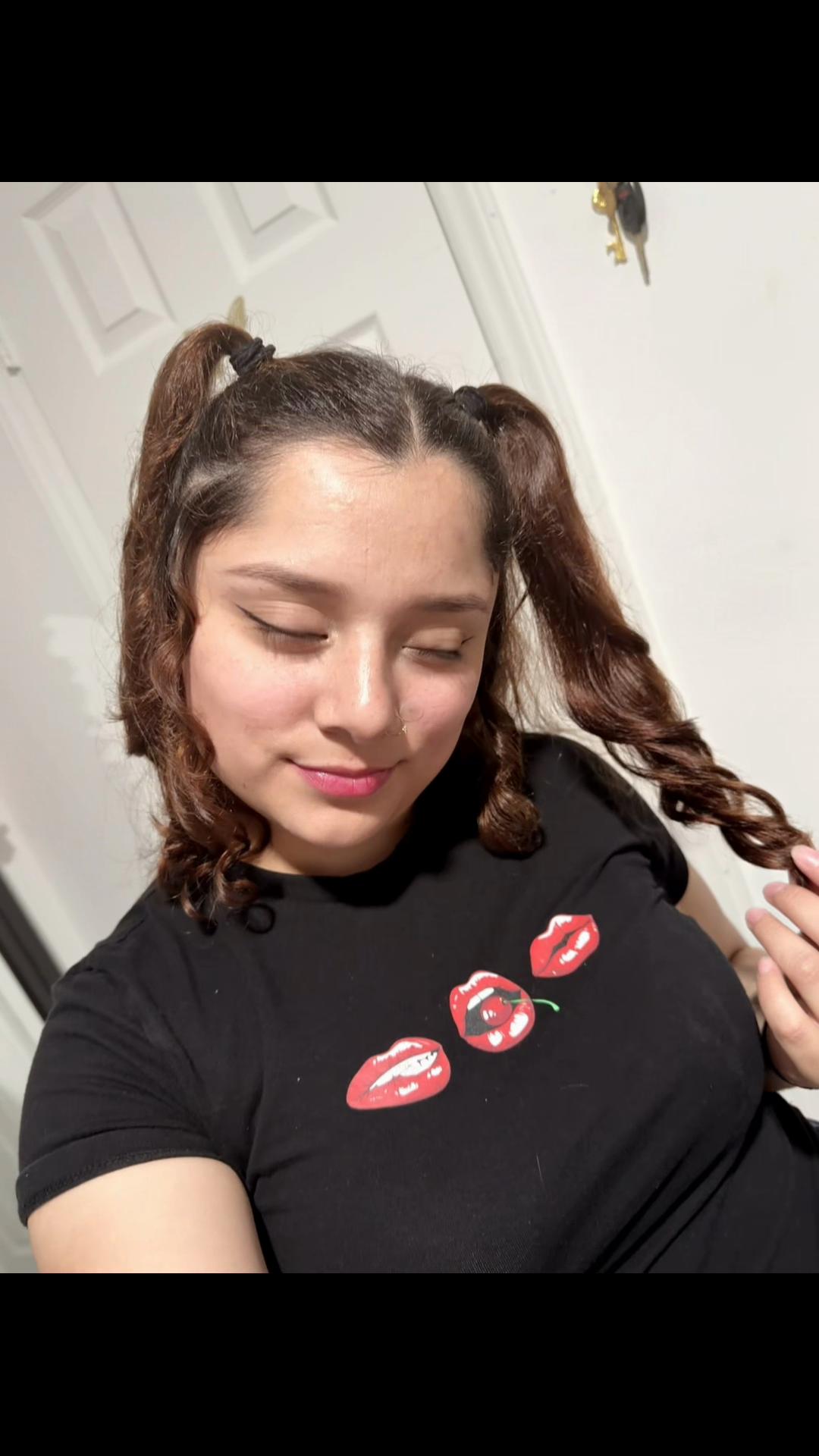 @𝑬𝒔𝒎𝒚💋