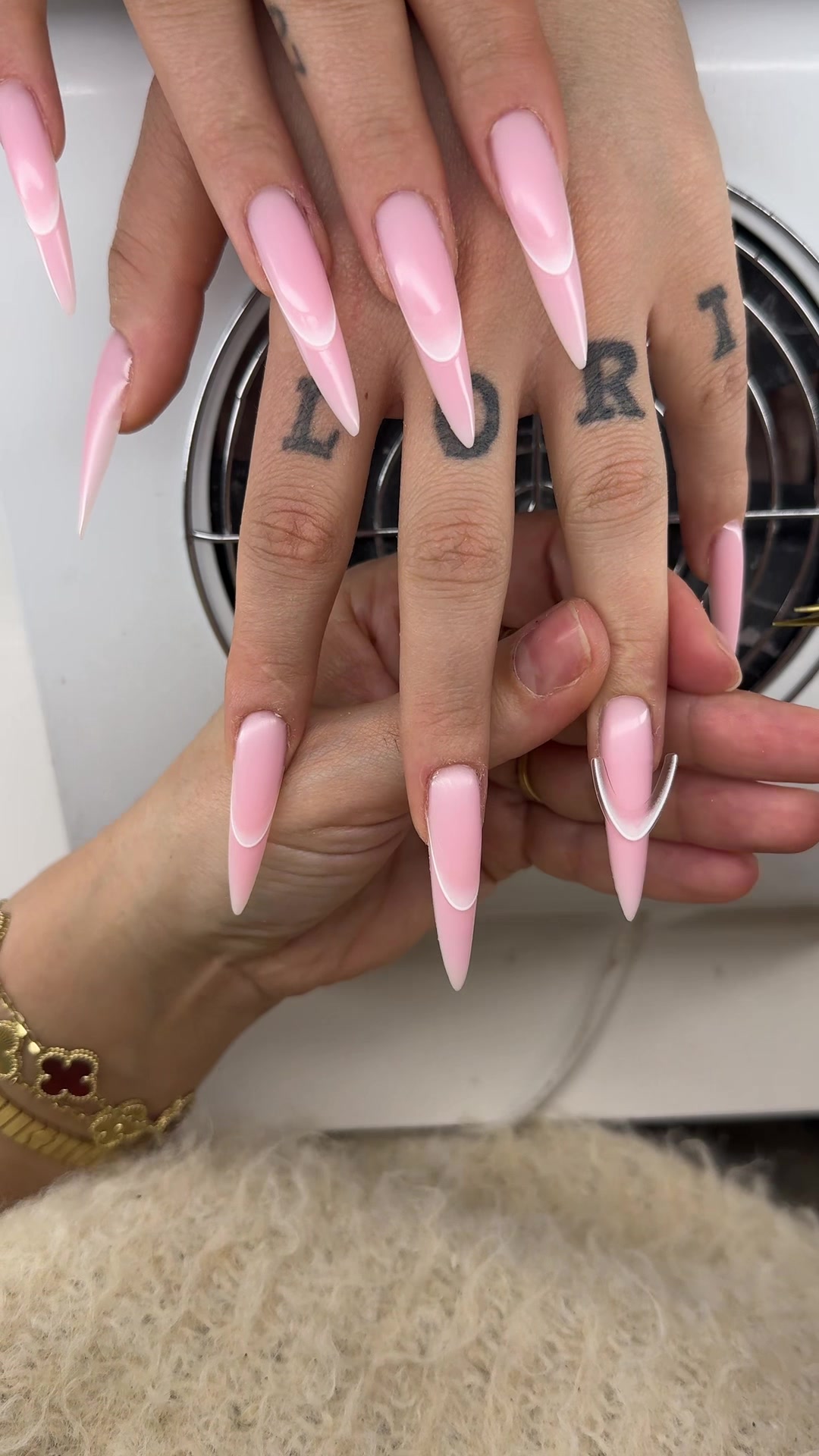 @Zara Mustafa Nails