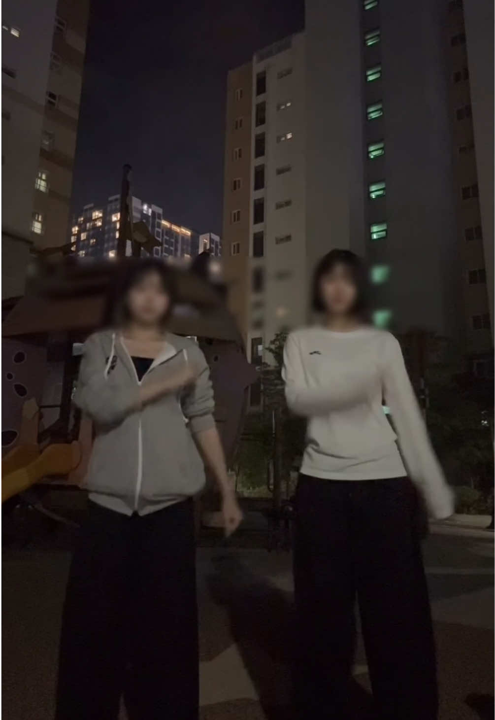 @은
