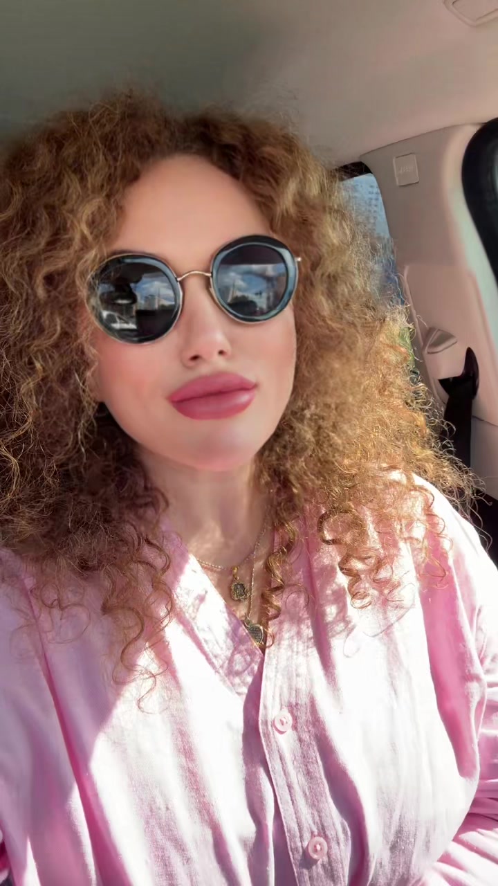 @Milana