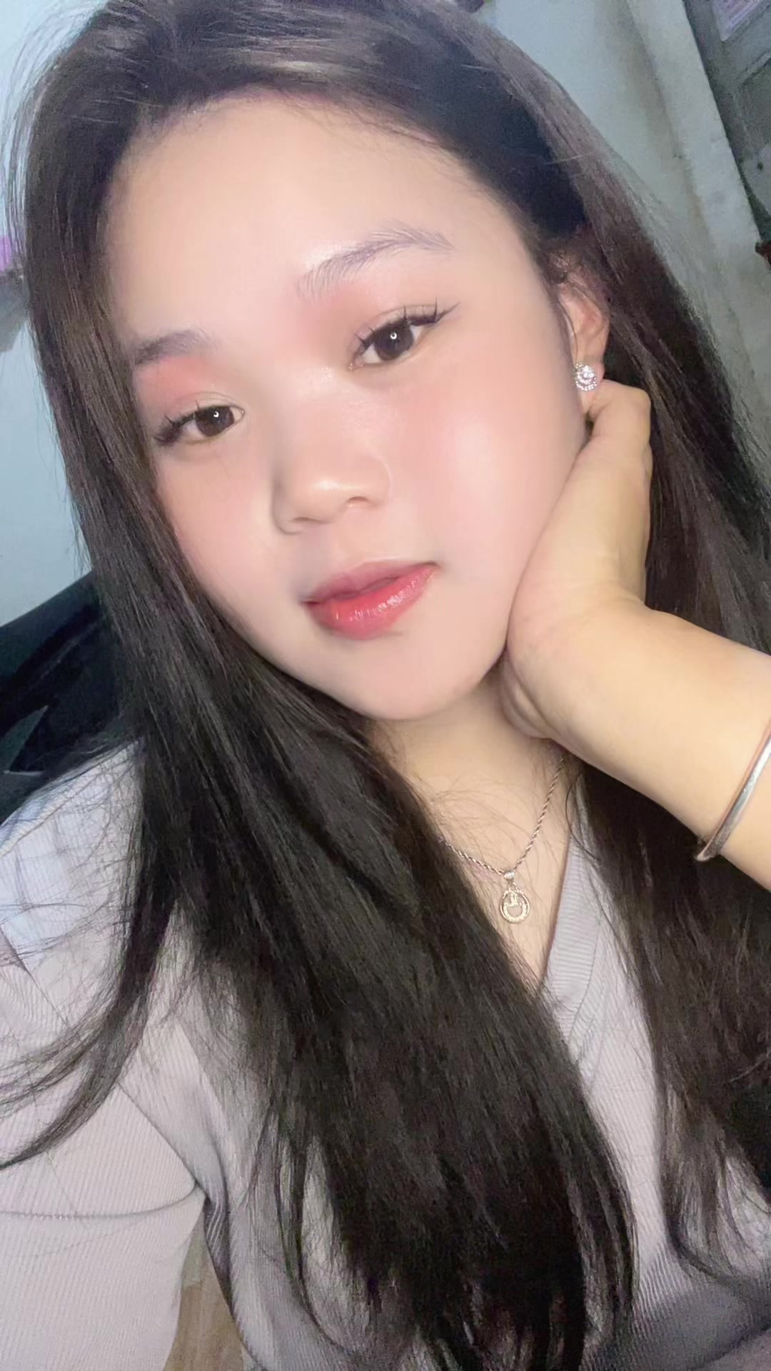 @Th&uacute;y hằng🫧
